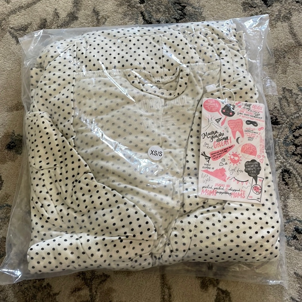 Latched Mama Polka Dot Robe